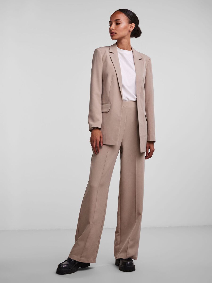 Shop the look - aug_22_4.jpg