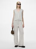 Shop the Look - pc_pia_stripes_BrightWhite_1718626689118_custom-0.jpg
