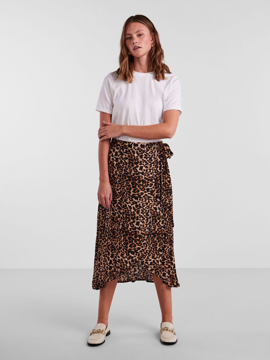 Shop the Look - pc_feb_28_custom.jpg