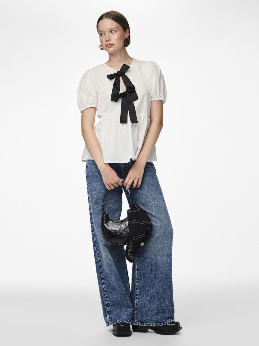 Shop the Look - pc_shop_j2_1718350739270_custom-0.jpg