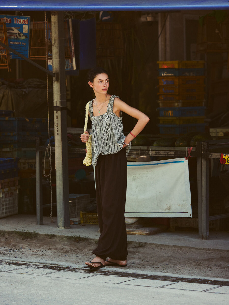 Product carousel image - Shop the Look | 1