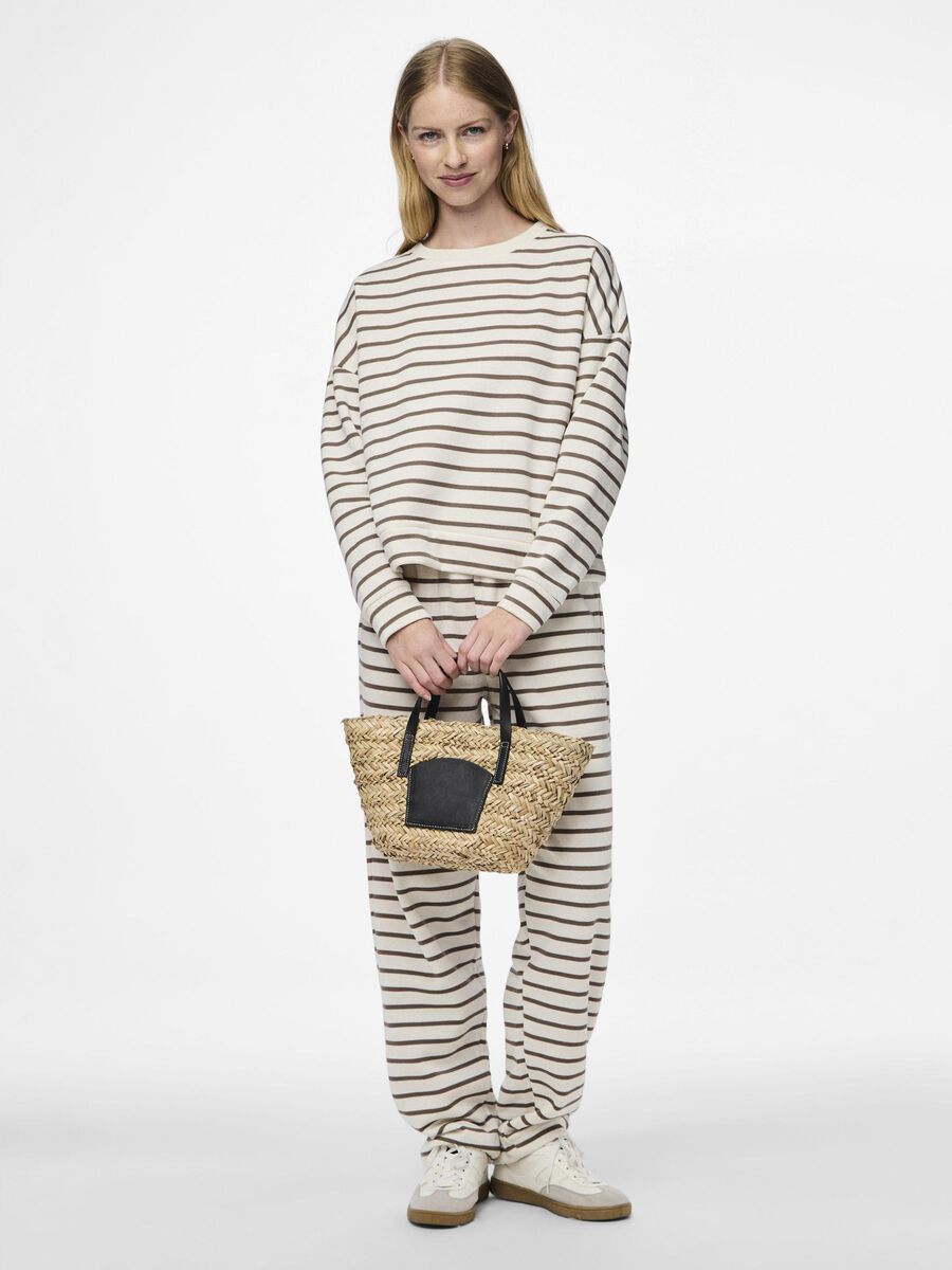 Shop the Look - pc_chilli_CloudDancer1_1724063889484_custom-0.jpg