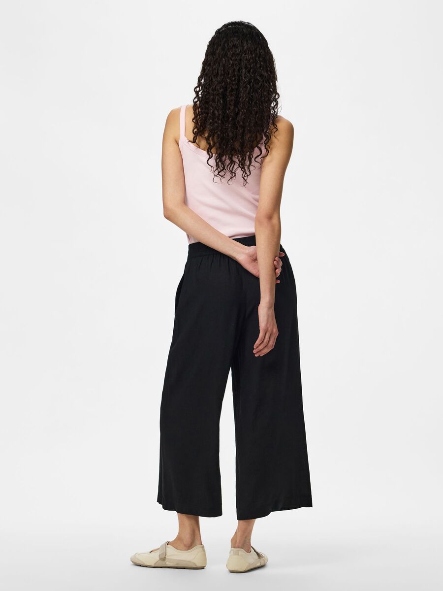 Product carousel image - PCPIA LINEN BLEND CULOTTES, Black | 2