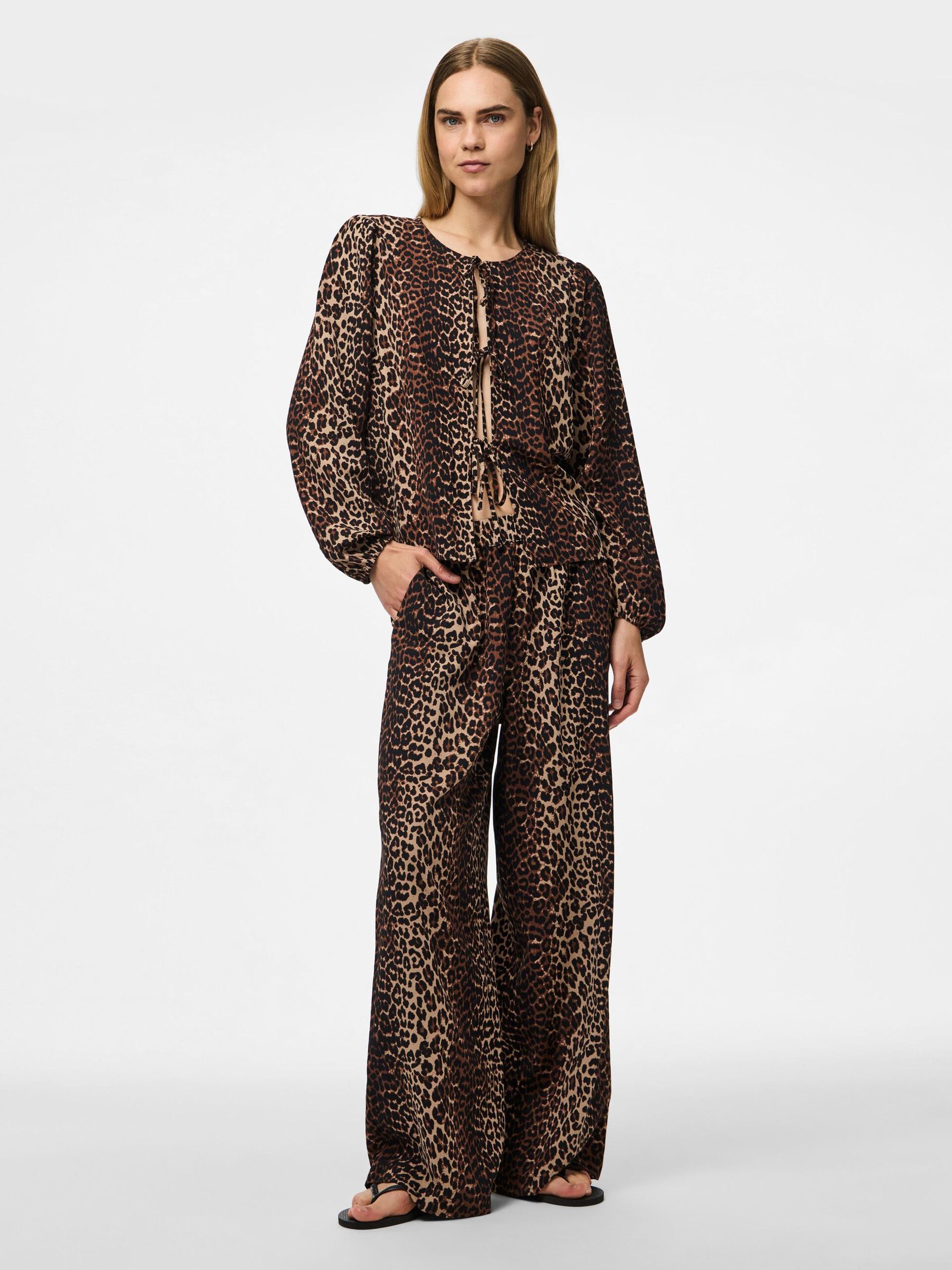 Carousel image - PCTIFFANY TROUSERS, Black | 6