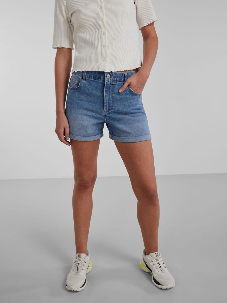 Pieces PCPEGGY DENIM SHORTS, Light Blue Denim, highres - 17134166_LightBlueDenim_003.jpg