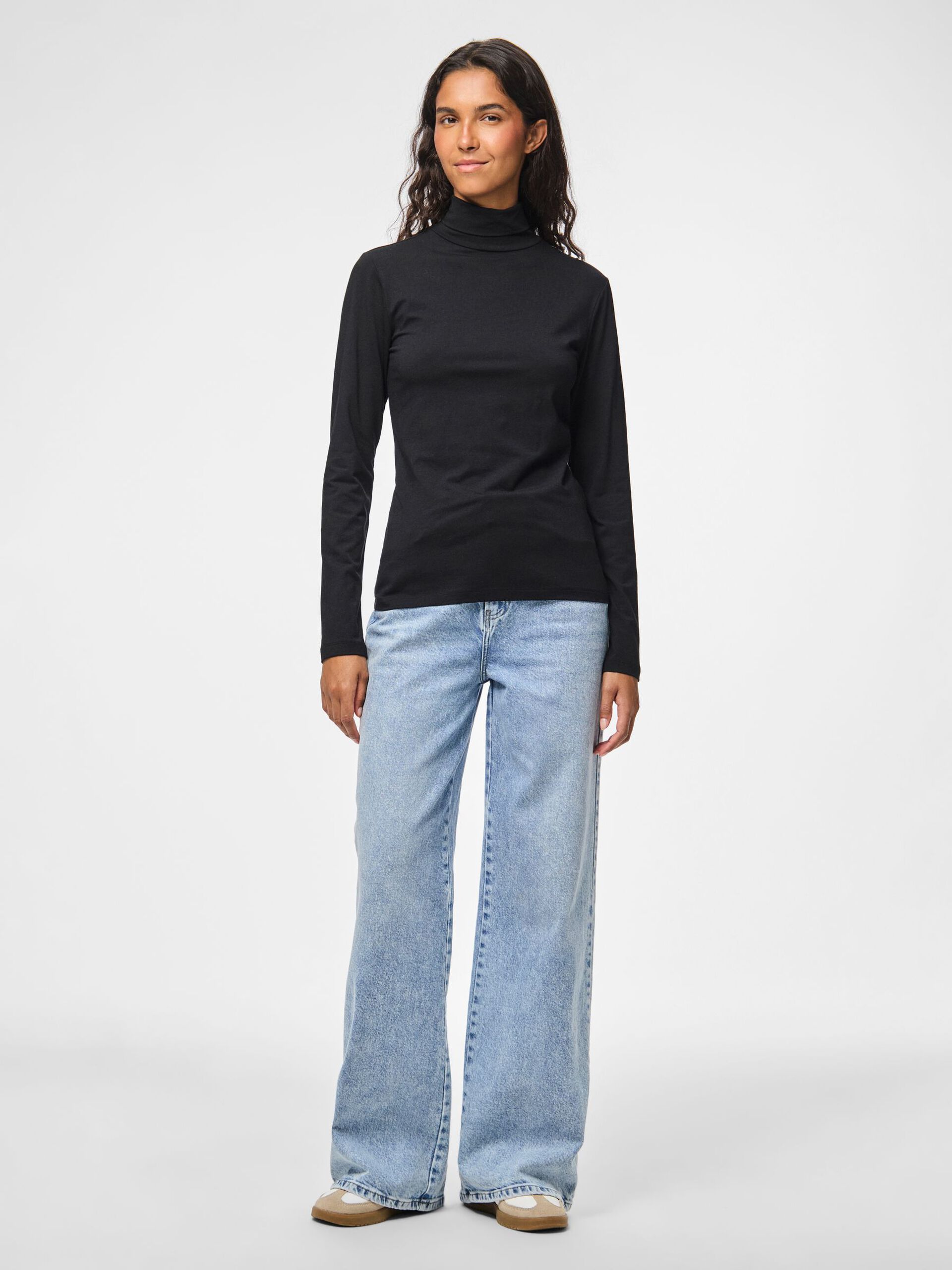 Carousel image - TOP DE PUNTO, Black | 3