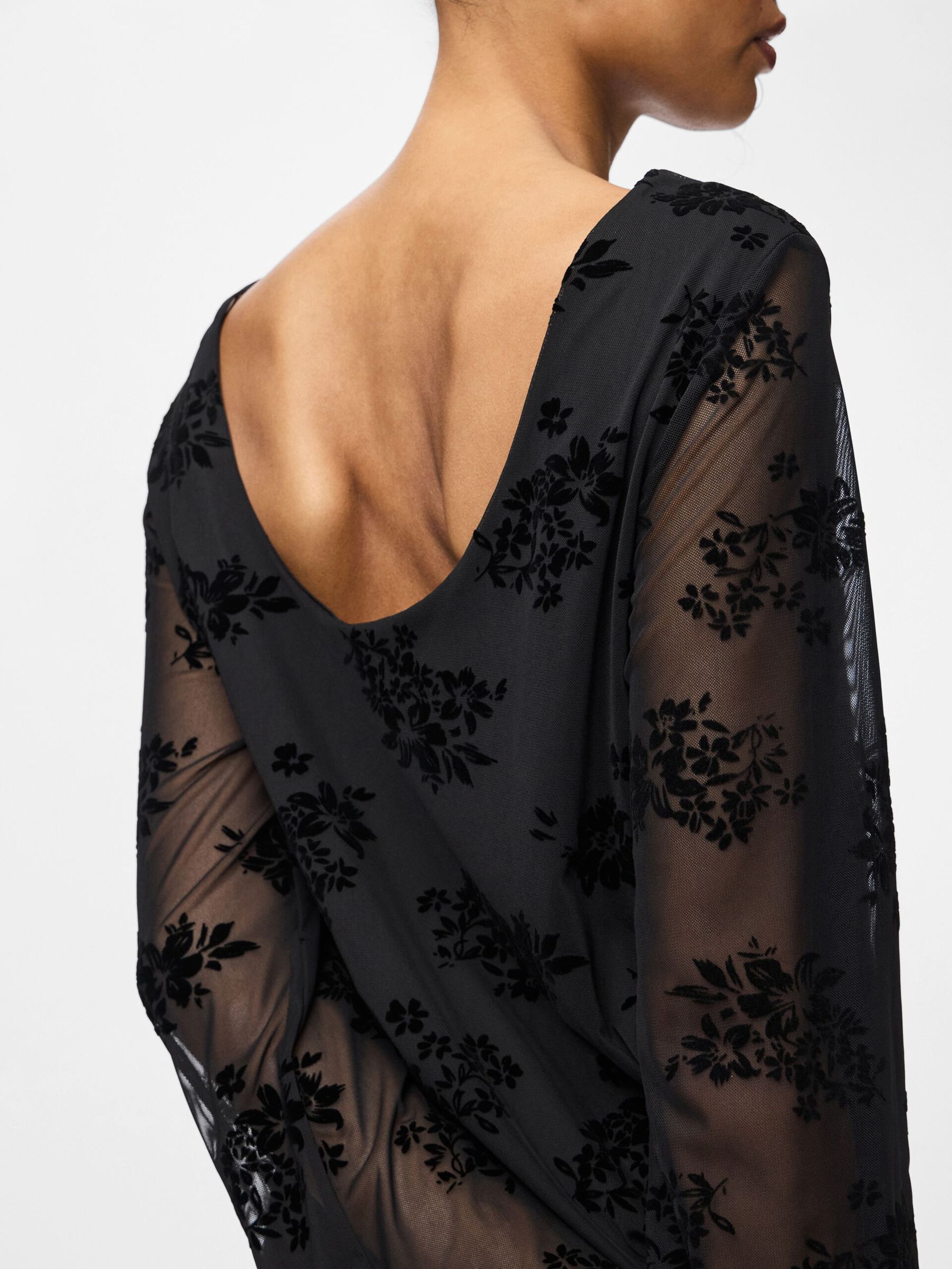 Carousel image - MAXIKLEID, Black | 4