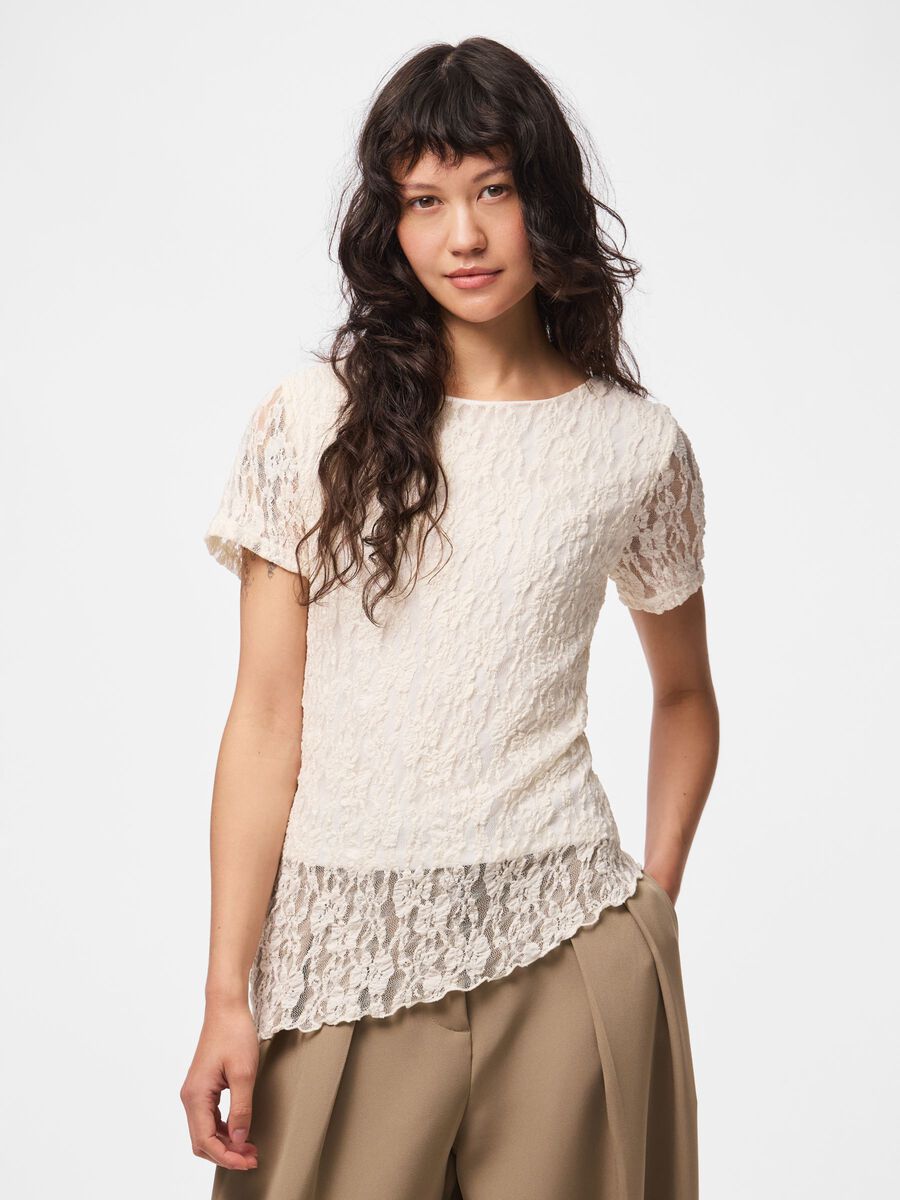 Product carousel image 1 PCARIANA ASYMMETRIC LACE  T-SHIRT, Cloud Dancer