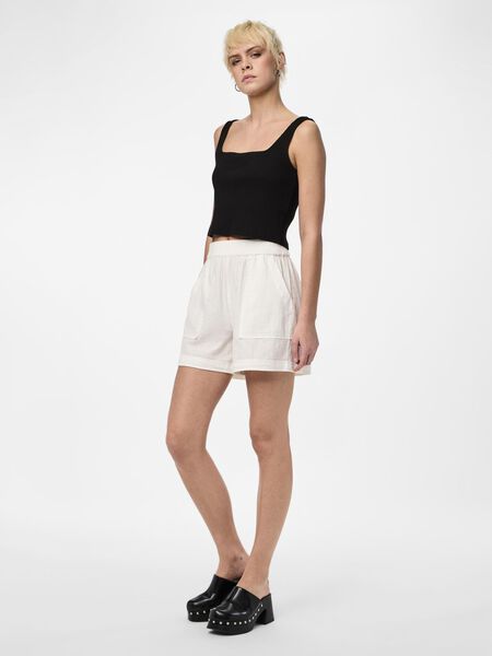 Pieces PCKIANA SHORTS MED HØY MIDJE, Cloud Dancer, highres - 17137925_CloudDancer_005.jpg