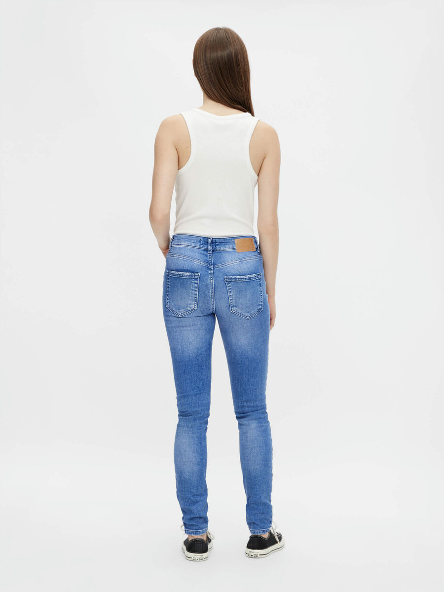 Pieces TAILLE MOYENNE JEAN SKINNY, Medium Blue Denim, highres - 17114905_MediumBlueDenim_004.jpg