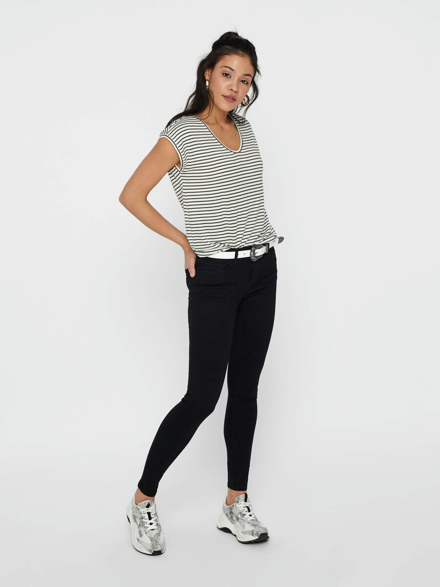Pieces MID WAIST SKINNY FIT JEANS, Black, highres - 17087360_Black_005.jpg