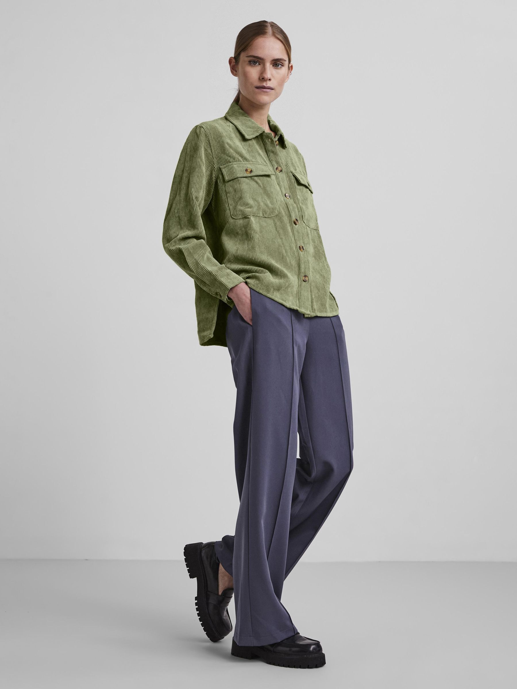 CORDUROY OVERHEMD MET LANGE MOUWEN Groen PIECES Nederland