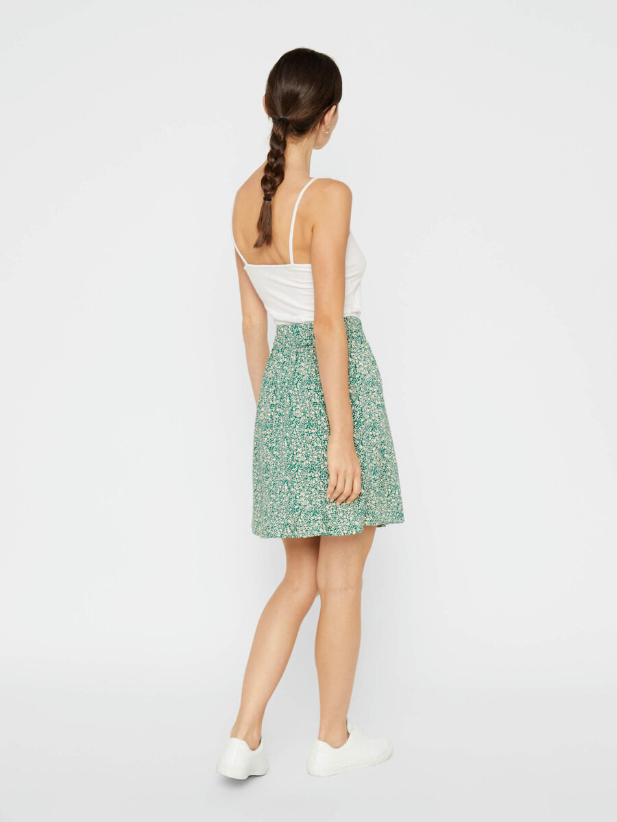 Pieces PCNYA MINI SKIRT, Verdant Green, highres - 17102736_VerdantGreen_753384_004.jpg