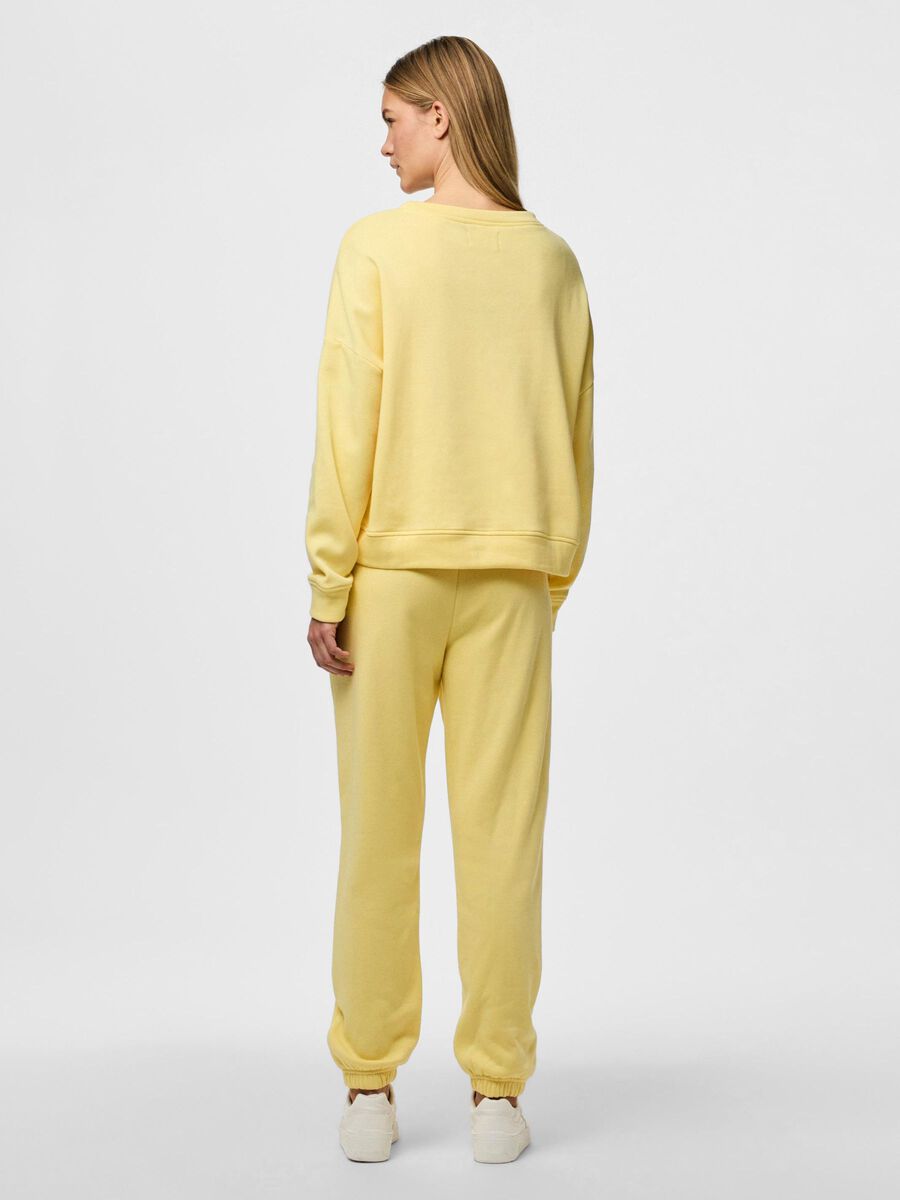 Pieces PCCHILLI SWEATPANTS, Pale Banana, highres - 17113436_PaleBanana_004.jpg