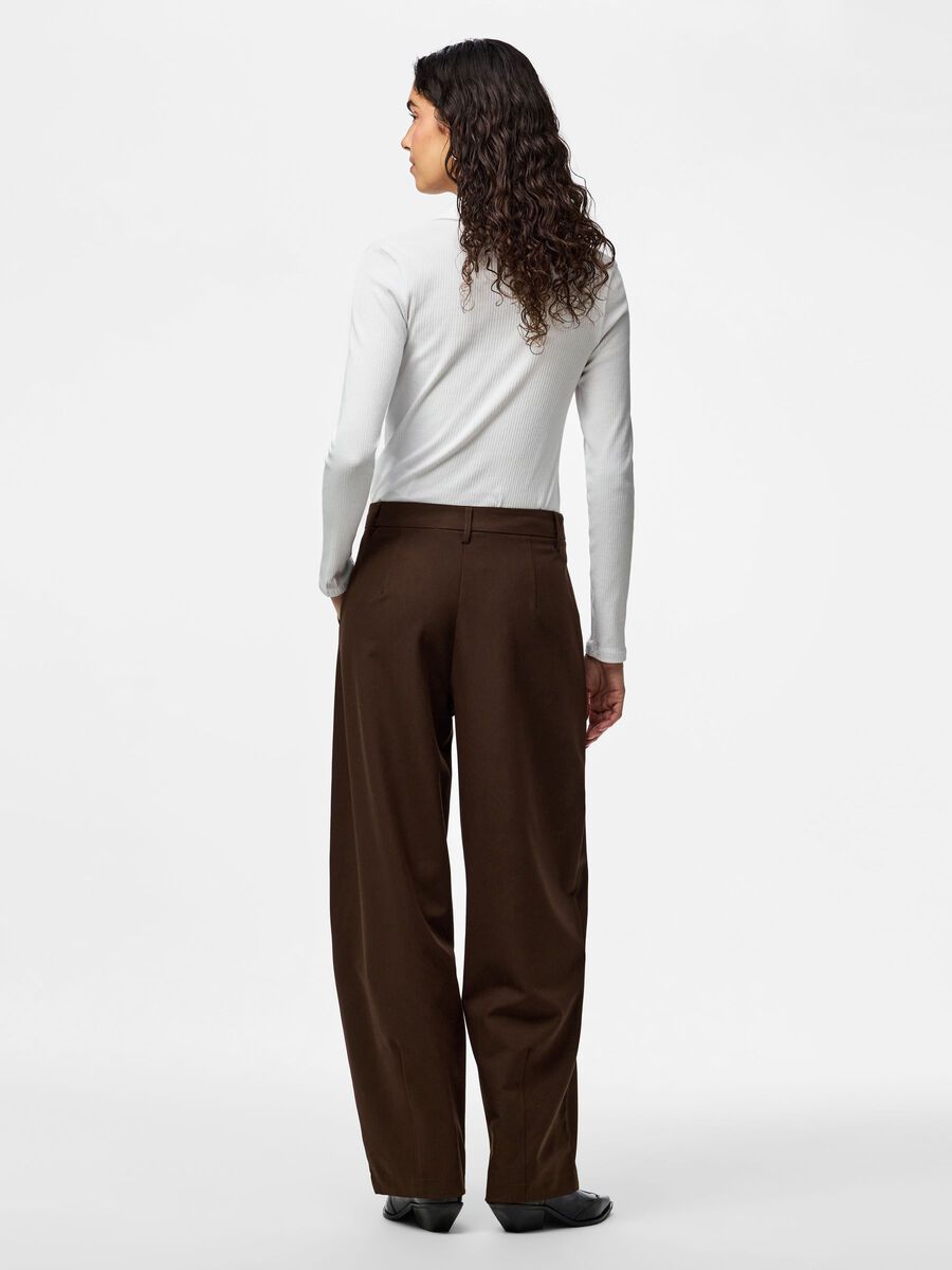 Product carousel image - PCBOSELLA MW BARREL BUKSER, Hot Fudge | 2