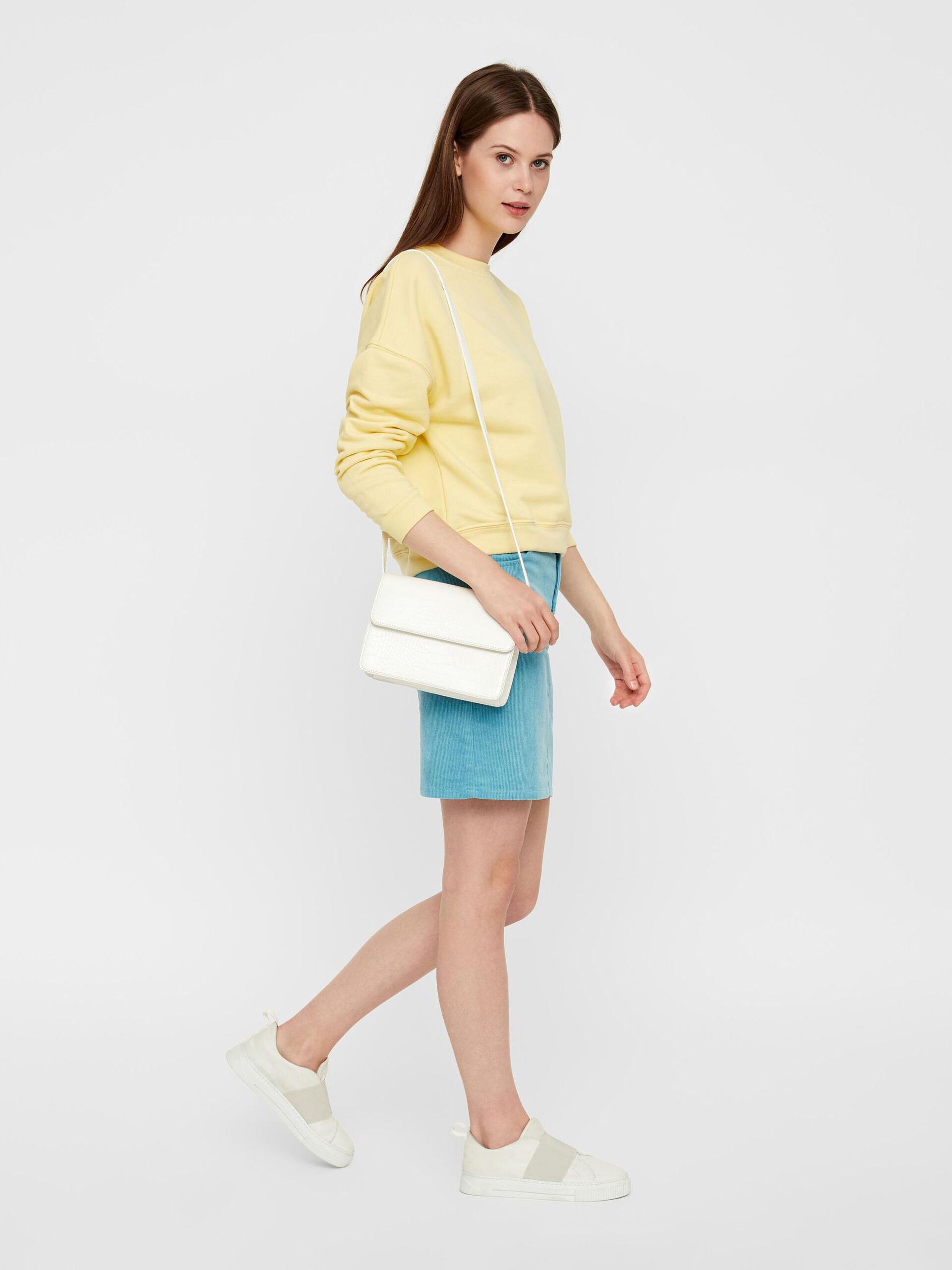 Carousel image - ÜBERSCHNITTENE SCHULTER SWEATSHIRT, Mellow Yellow | 3