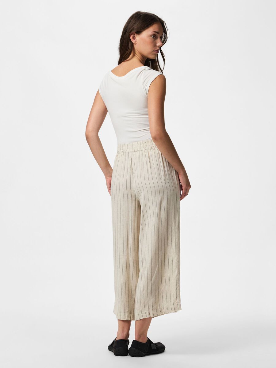 Product carousel image - PCPIA LINEN BLEND CULOTTES, Birch | 2