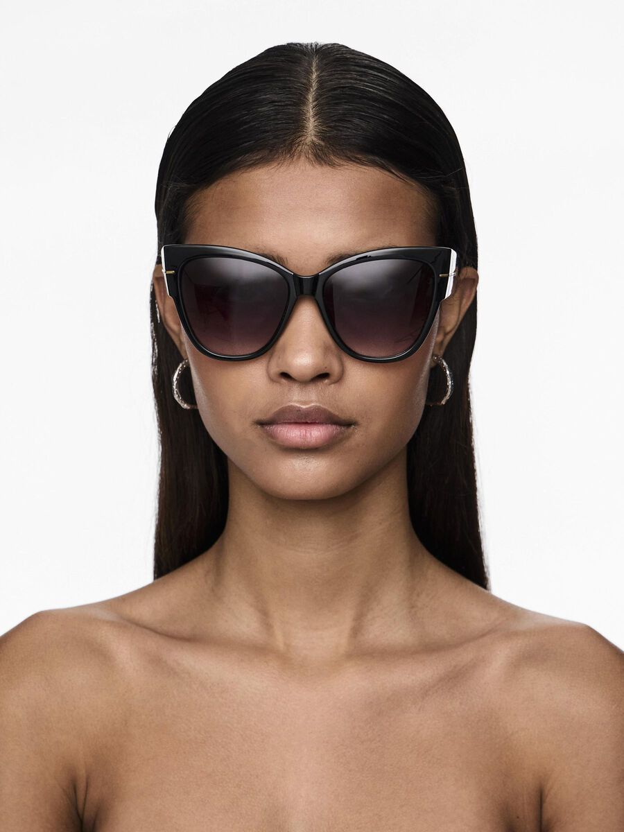 PCBILTANA SONNENBRILLE | Schwarz | PIECES® Deutschland