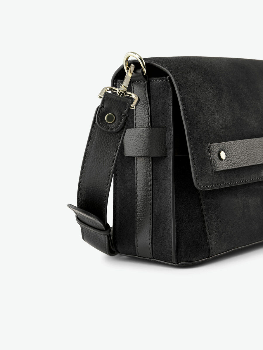 Pieces LEATHER CROSSBODY BAG, Black, highres - 17110137_Black_002.jpg