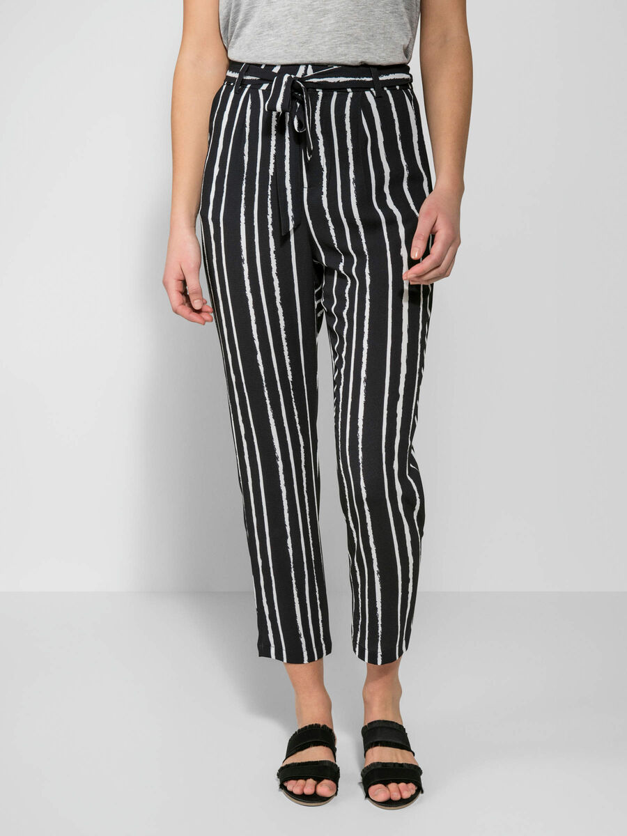 Pieces STRIPED CROPPED TROUSERS, Black, highres - 17091176_Black_639468_003.jpg