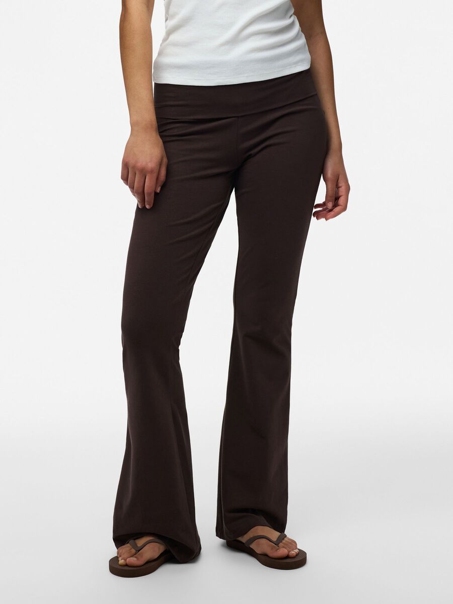 Product carousel image - PCGEORGINA MW FLARED LEGGINGS, Hot Fudge | 1