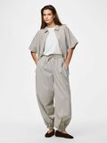 Product image thumbnail - PCEMMY - TH - COUPE BALLON PANTALON, Birch | 5