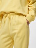 Pieces PCCHILLI SWEATPANTS, Pale Banana, highres - 17113436_PaleBanana_006.jpg