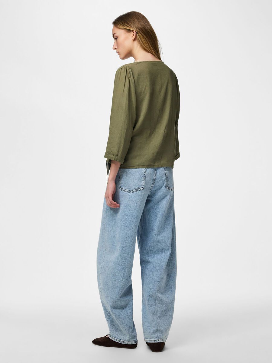 Carousel image - PCPIA - 3/4 - M&Eacute;LANGE DE LIN BLOUSE CACHE-C&OElig;UR, Deep Lichen Green | 2