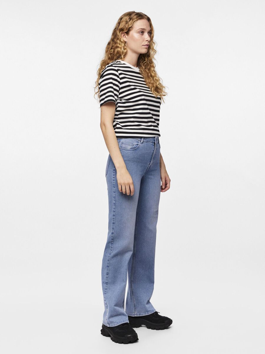 Pieces PCPEGGY HW WIDE LEG JEANS, Light Blue Denim, highres - 17133447_LightBlueDenim_005.jpg