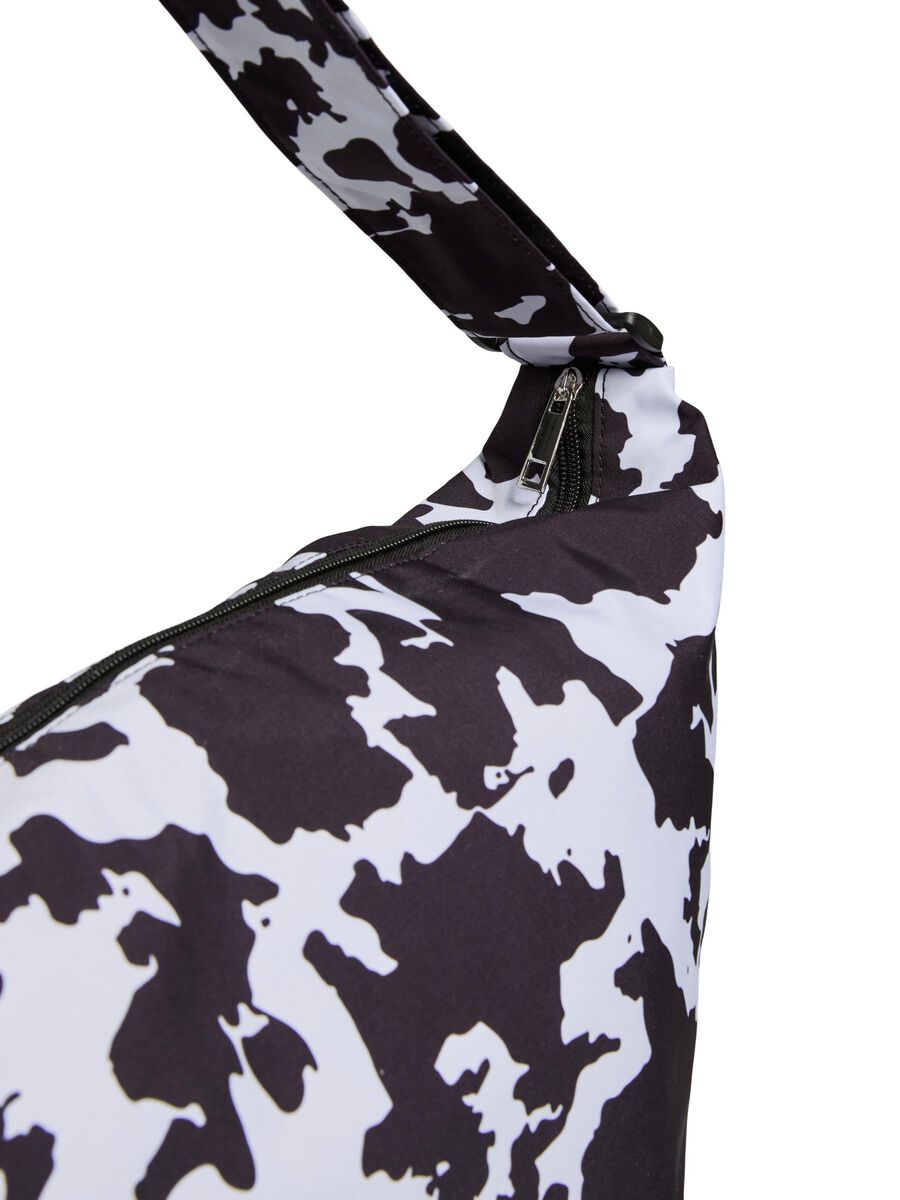 Pieces PCAMANDA XL BUM BAG, Black, highres - 17151853_Black_1216044_006.jpg