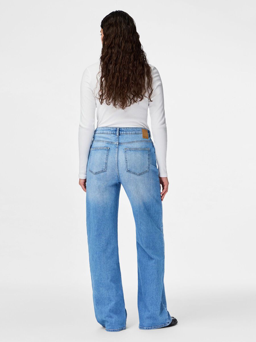 Product carousel image - PCSILKE MW WIDE LEG JEANS, Light Blue Denim | 2