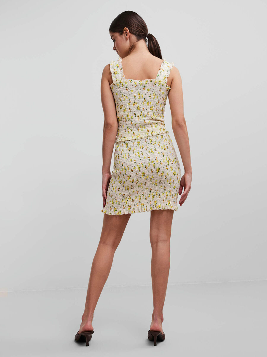 Pieces PCTAYLIN SMOCK TOP, Buttercream, highres - 17114149_Buttercream_929625_004.jpg