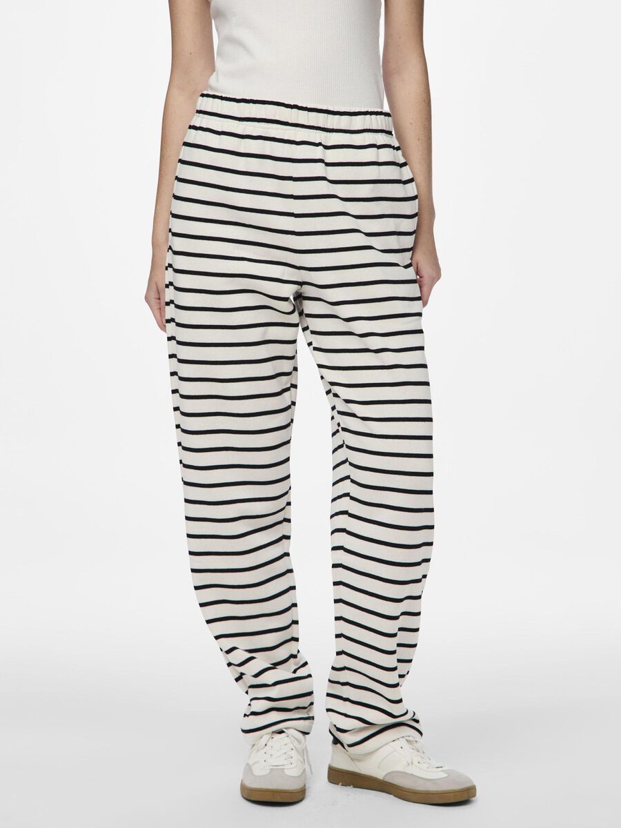 Pieces PCCHILLI HIGH WAISTED TROUSERS, Cloud Dancer, highres - 17156430_CloudDancer_1170386_003.jpg