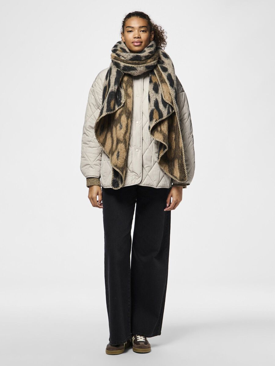Pieces PCSALEO SCARF, Silver Mink, highres - 17150507_SilverMink_1120091_003.jpg