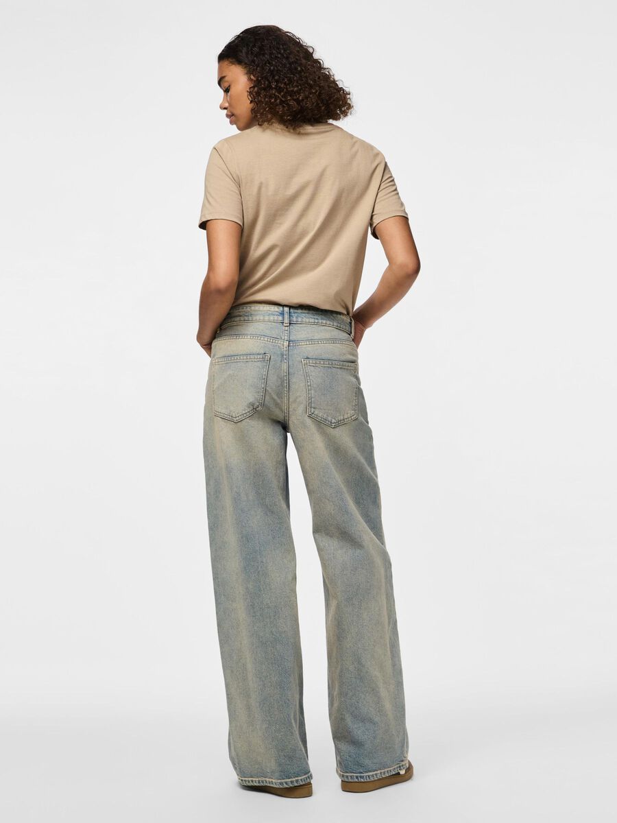 Pieces PCSELMA MW WIDE FIT JEANS, Medium Blue Denim, highres - 17157434_MediumBlueDenim_1180182_004.jpg