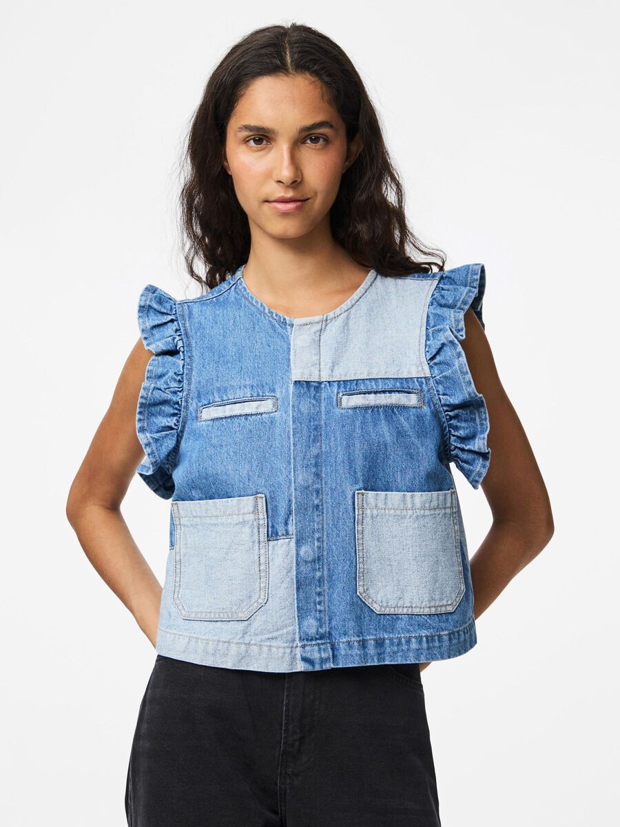 Pieces PCFIE FLOUNCE PATCHWORK DENIMVEST, Dark Blue Denim, highres - 17158454_DarkBlueDenim_003.jpg