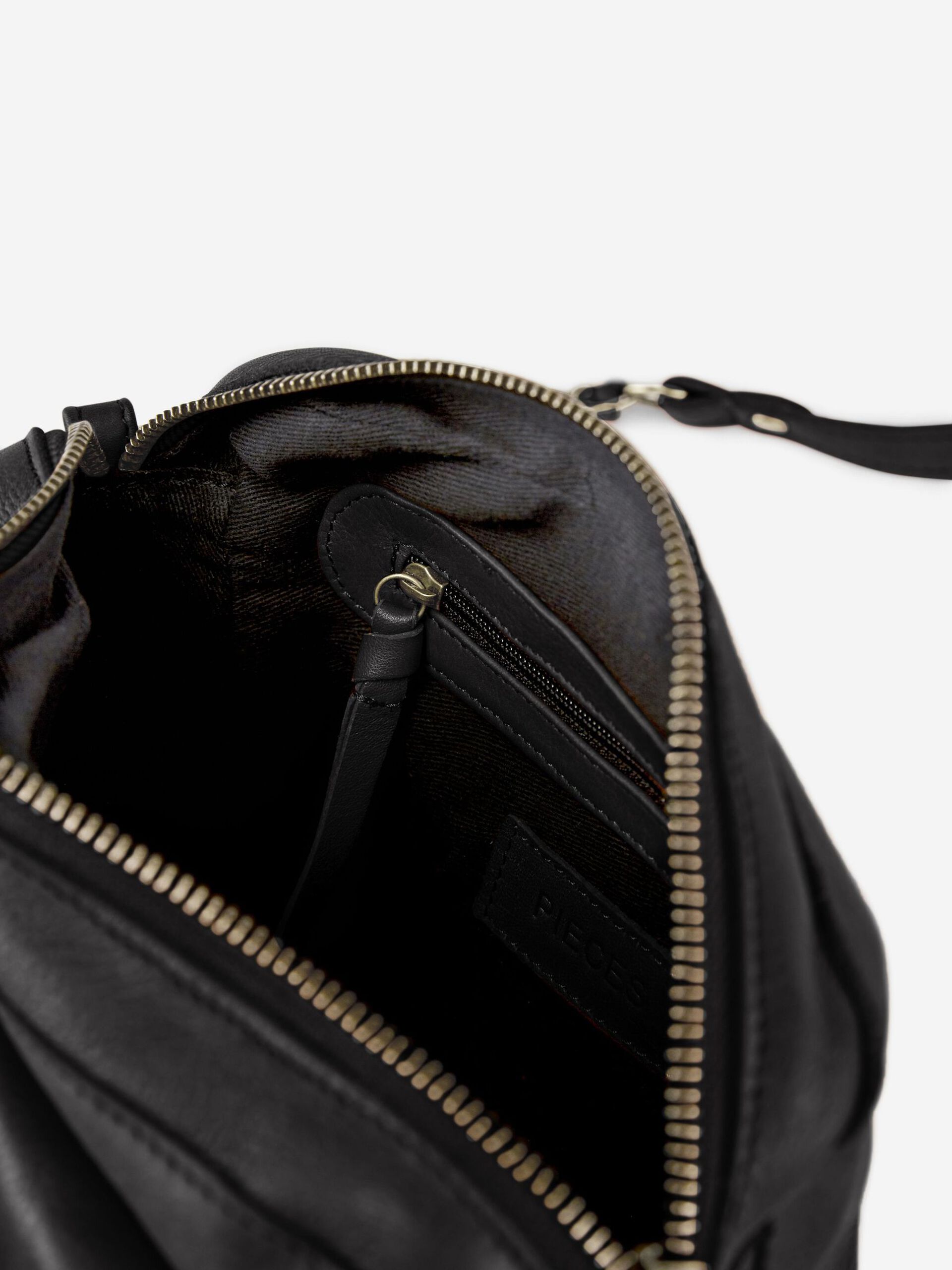 Carousel image - PCNAINA - CUIR SAC BANDOULIÈRE, Black | 5