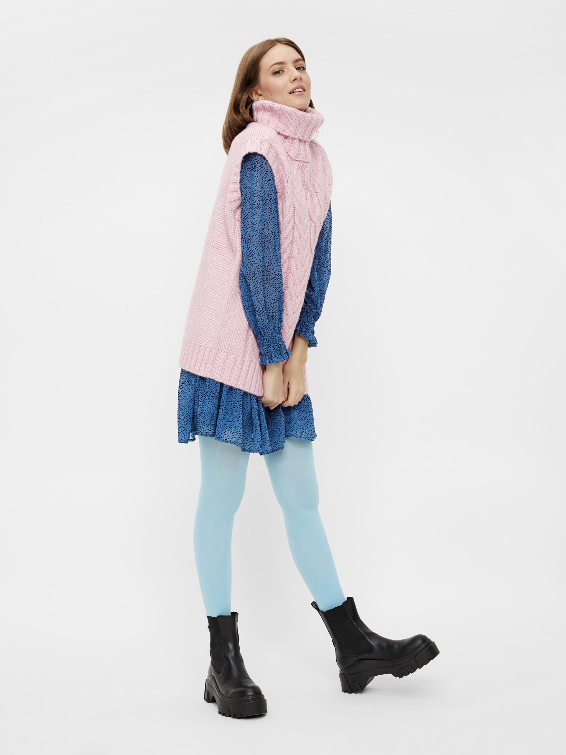 Carousel image - MAILLE GILET SANS MANCHES, Pastel Lavender | 3