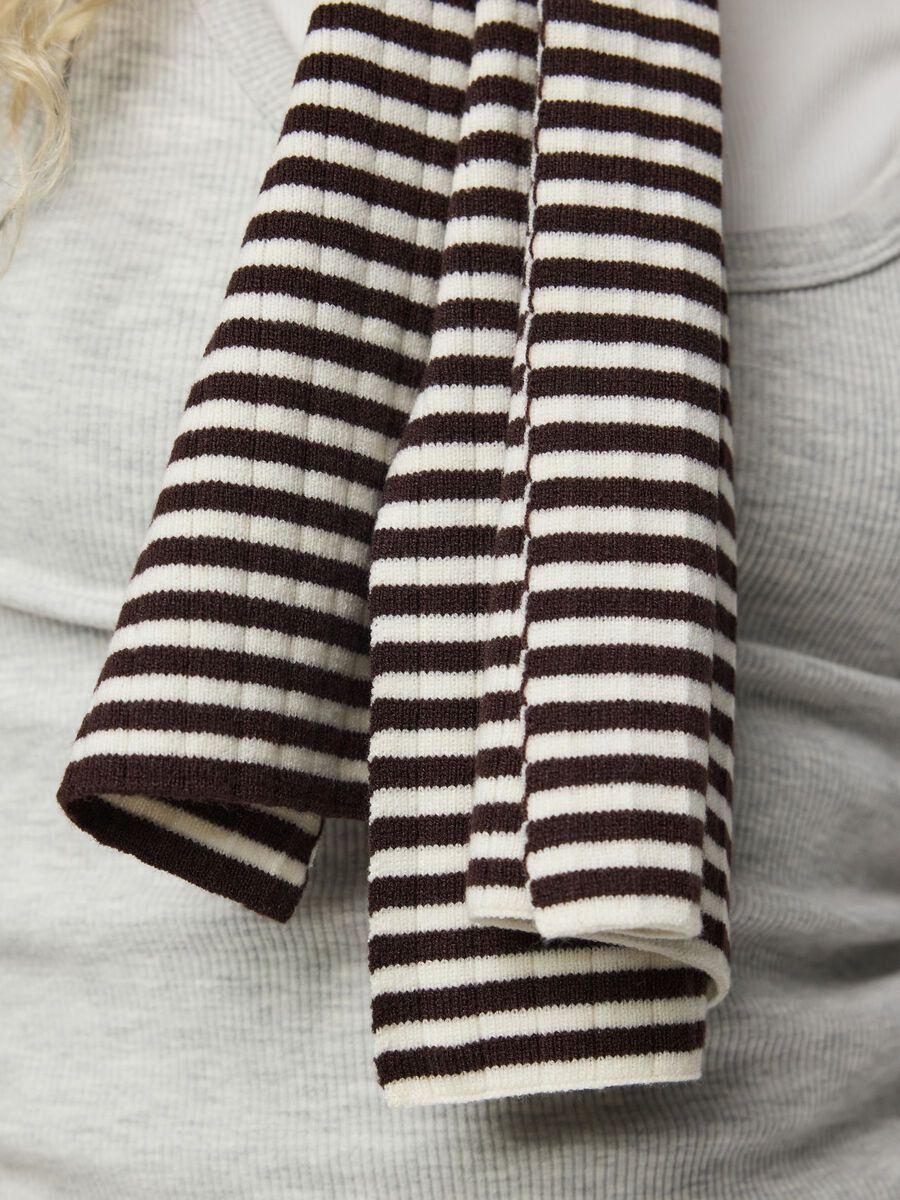 Carousel image 3 PCALBERTE SCARF, Hot Fudge
