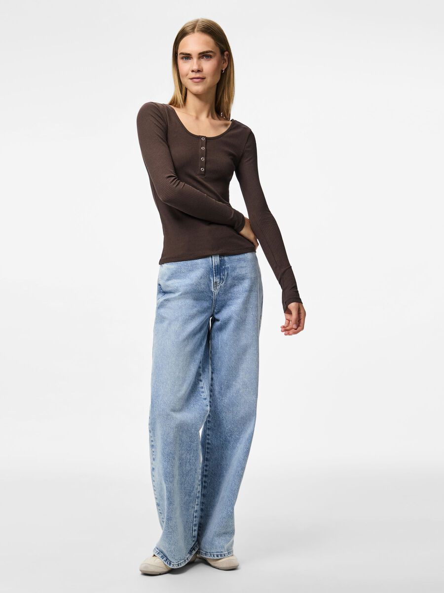 Carousel image - PCKITTE LONG-SLEEVED T-SHIRT, Hot Fudge | 3