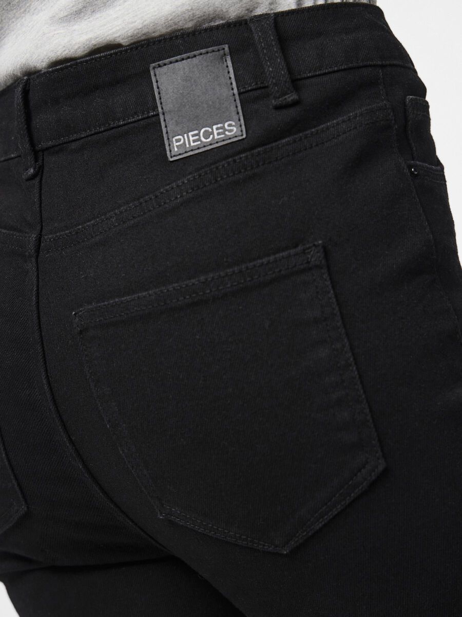Carousel image - PCDANA TH JEAN SKINNY, Black Denim | 4