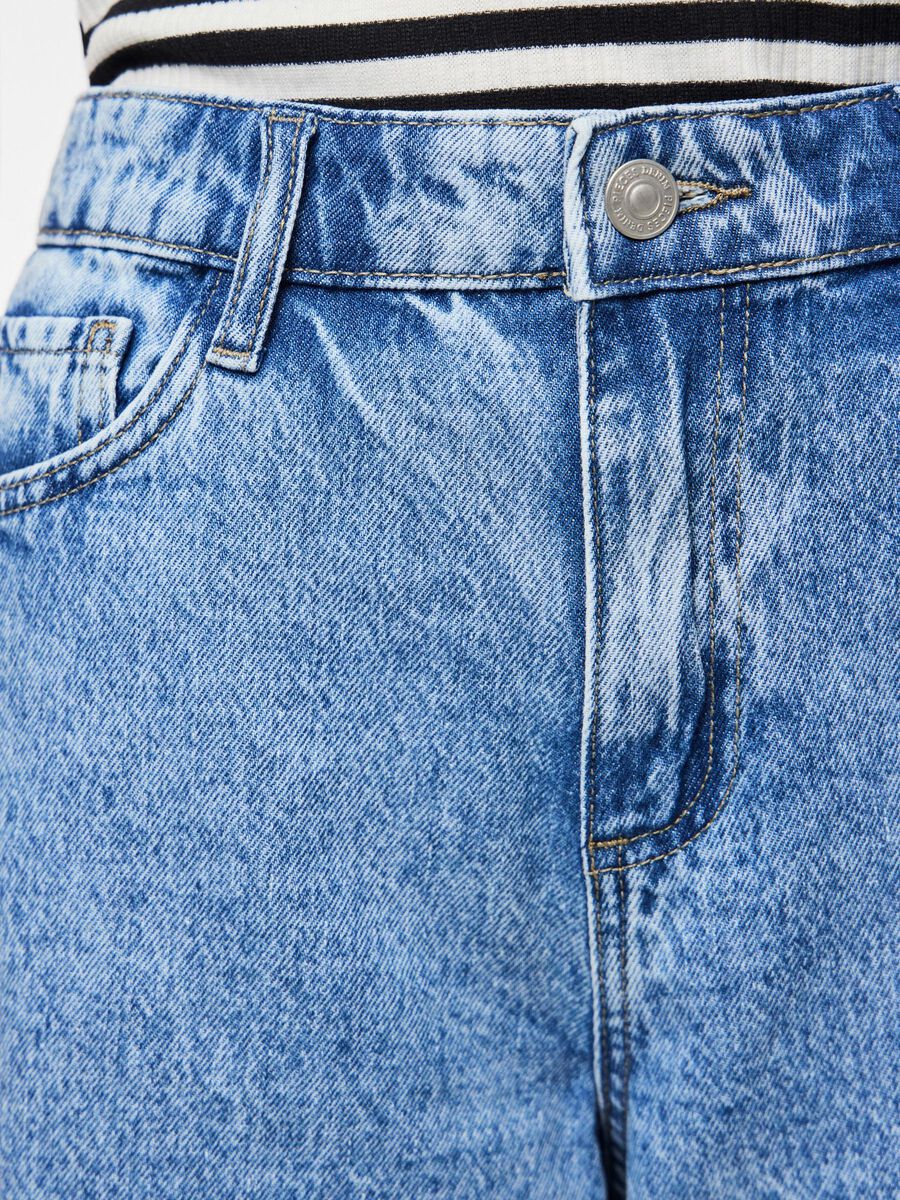 Pieces PCSKY MW  DENIM SHORTS, Medium Blue Denim, highres - 17161960_MediumBlueDenim_006.jpg