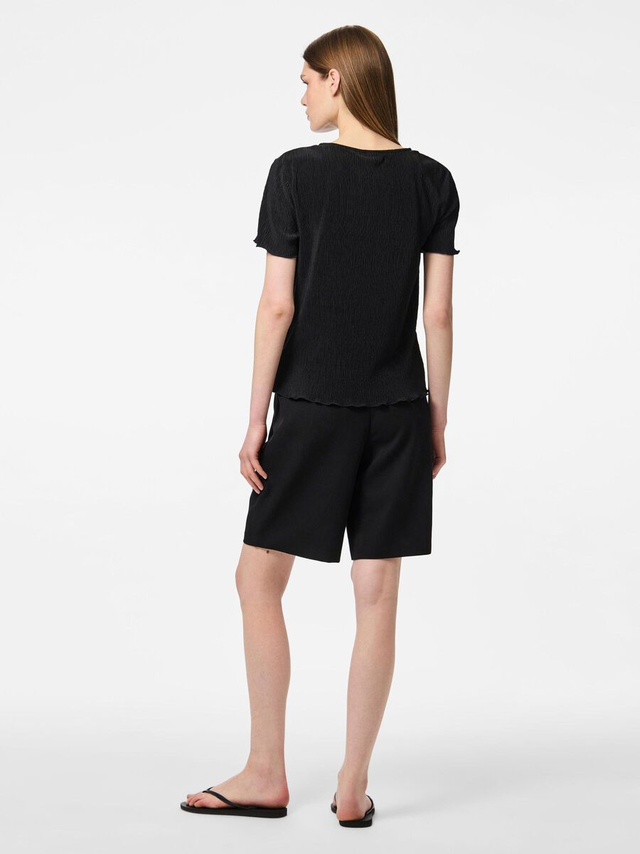 Pieces PCFLORA T-SHIRT, Black, highres - 17155404_Black_004.jpg