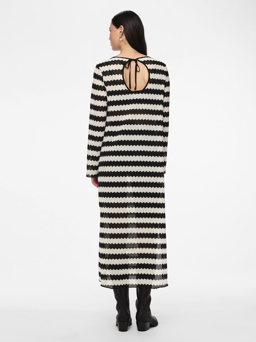 Pieces PCSUNNY KNITTED MIDI DRESS, Bright White, highres - 17152615_BrightWhite_1138988_004.jpg