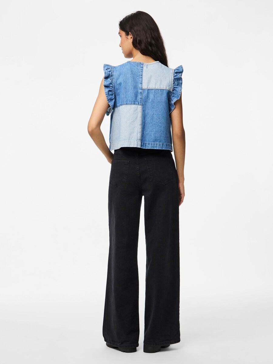 Pieces PCFIE FLOUNCE PATCHWORK DENIMVEST, Dark Blue Denim, highres - 17158454_DarkBlueDenim_004.jpg
