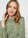 Pieces FLORAL-PRINT POPLIN SHIRT, Garden Green, highres - 17104317_GardenGreen_765877_006.jpg