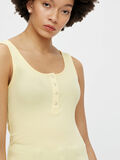 Pieces PCKITTE  TANK TOP, Pale Banana, highres - 17101438_PaleBanana_006.jpg