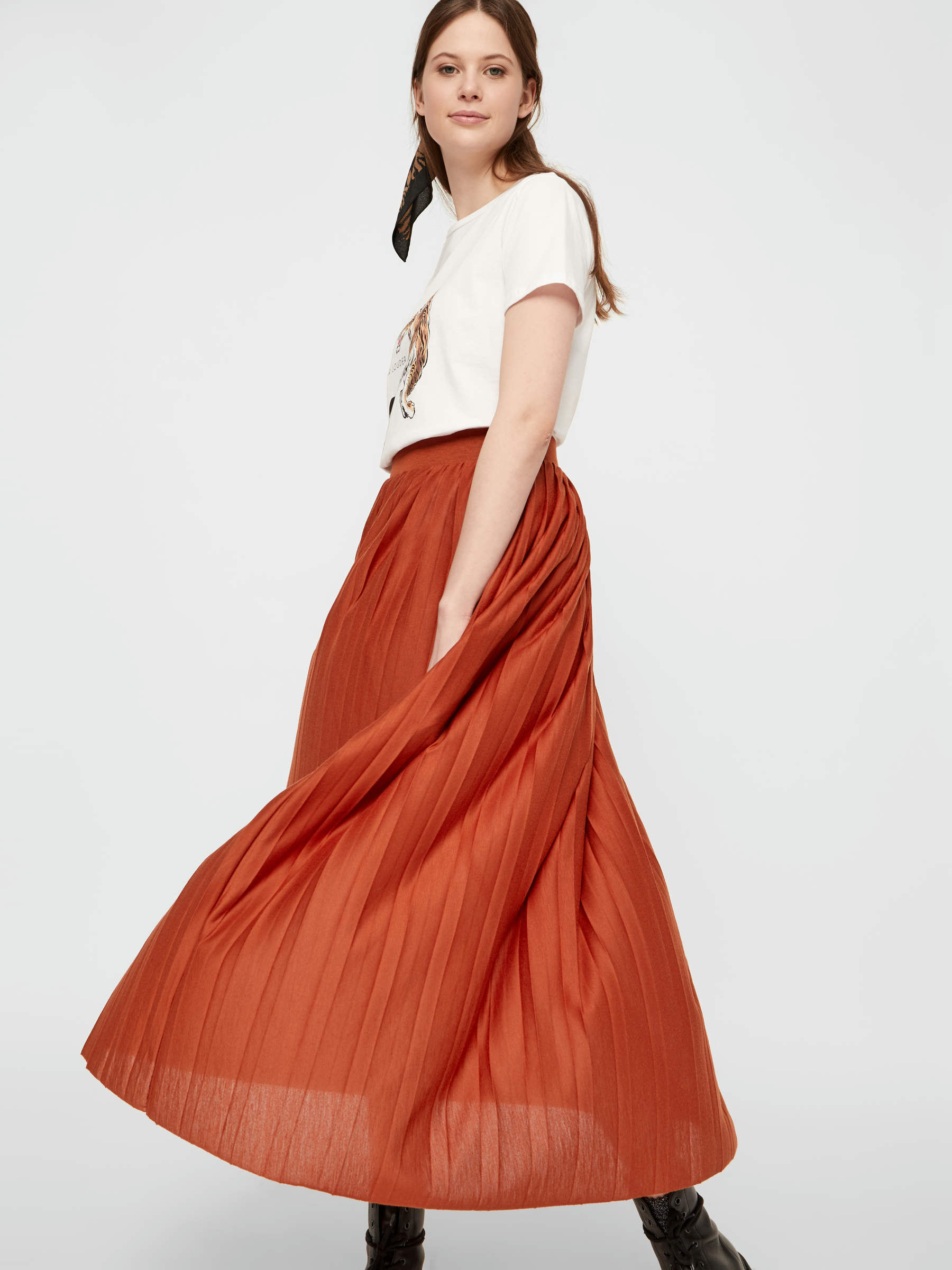 PLEATED MAXI SKIRT Red PIECES Norway