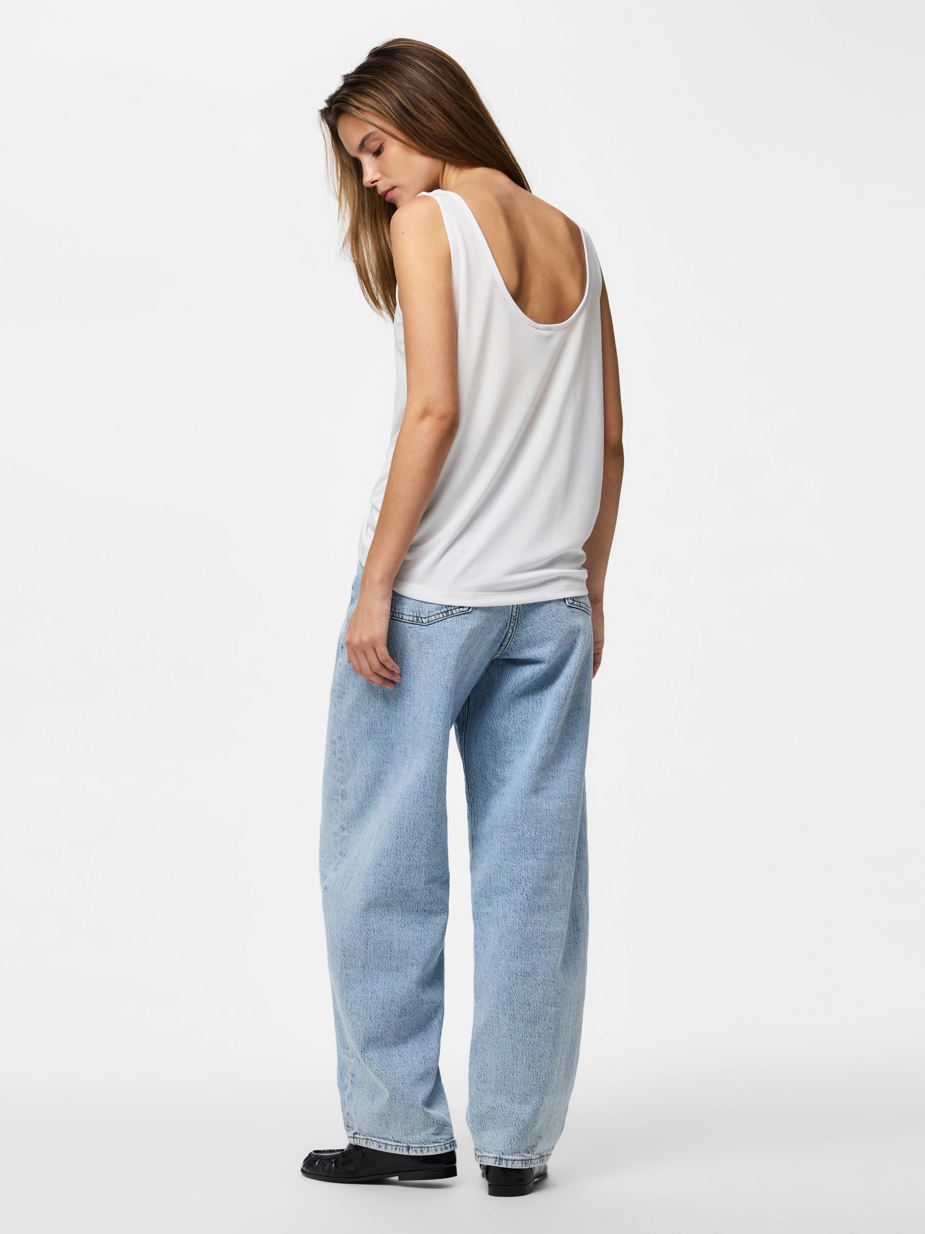 Women's Tank tops | Shop online | PIECES®