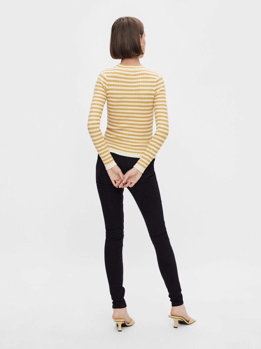 Pieces PULLOVER, Ochre, highres - 17115047_Ochre_870173_004.jpg